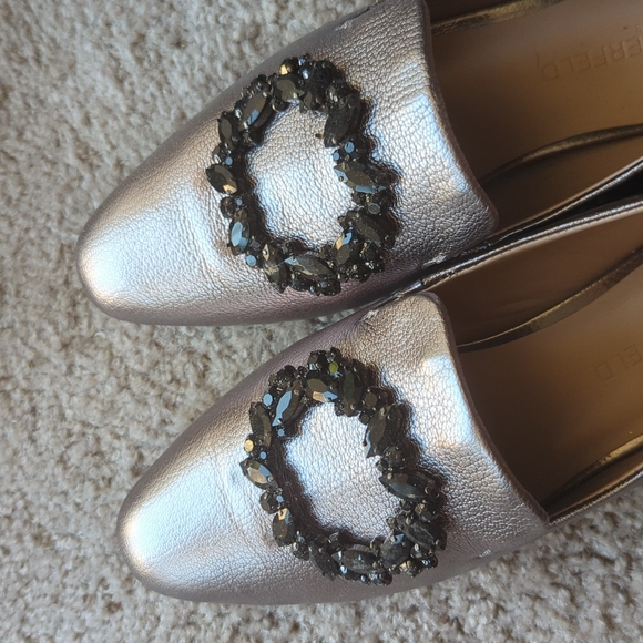 Karl Lagerfeld Paris Noor Crystal Embellished Flat silver - Picture 2 of 5